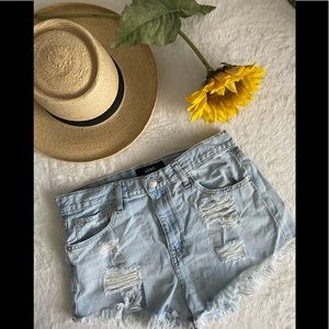 Aero high rise shorts